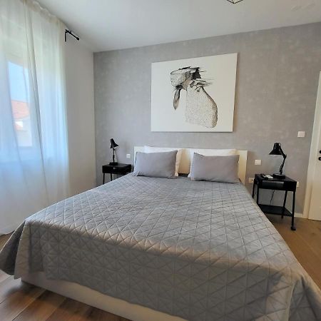 Central Rooms Šibenik Екстериор снимка