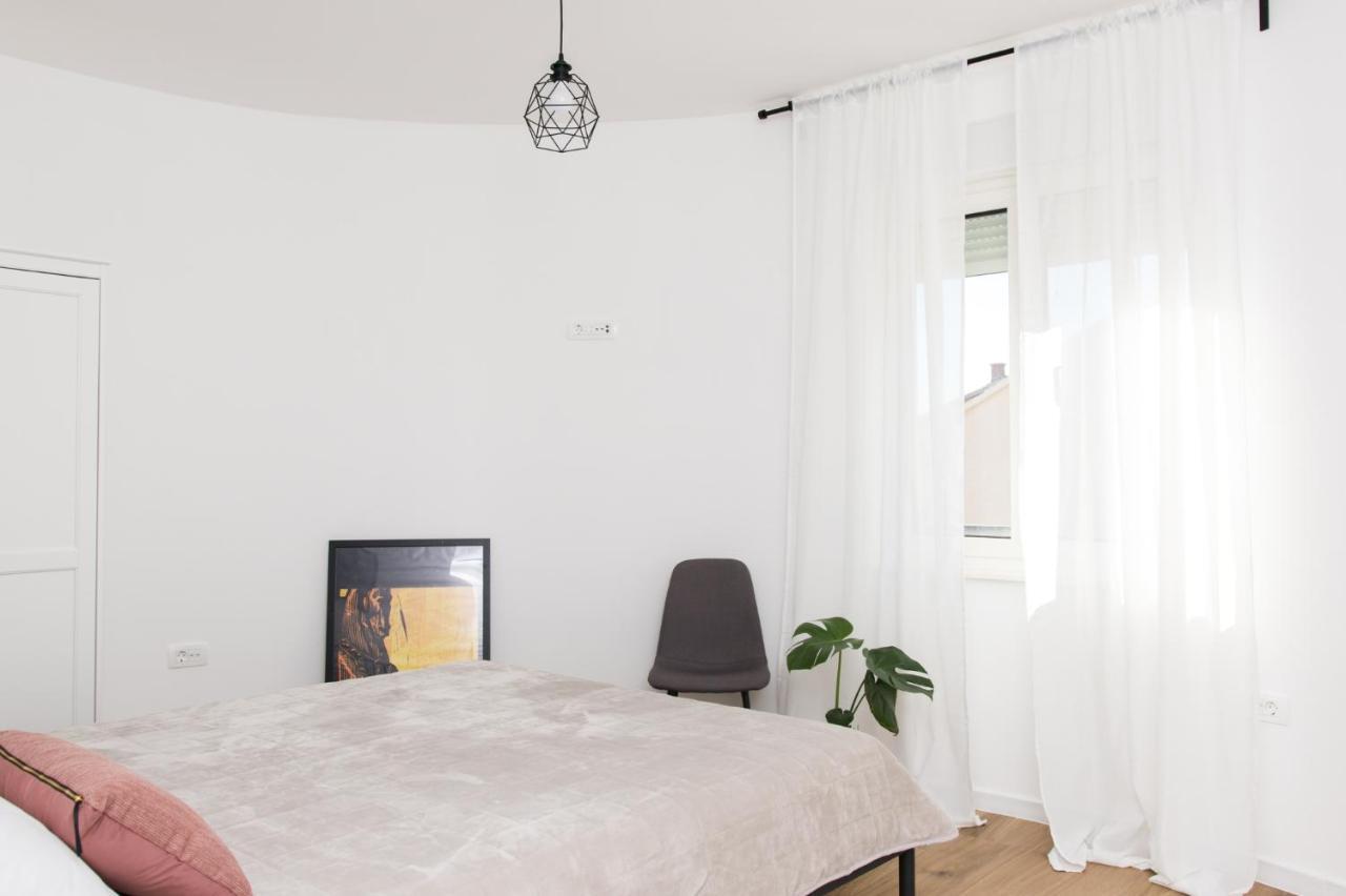 Central Rooms Šibenik Екстериор снимка