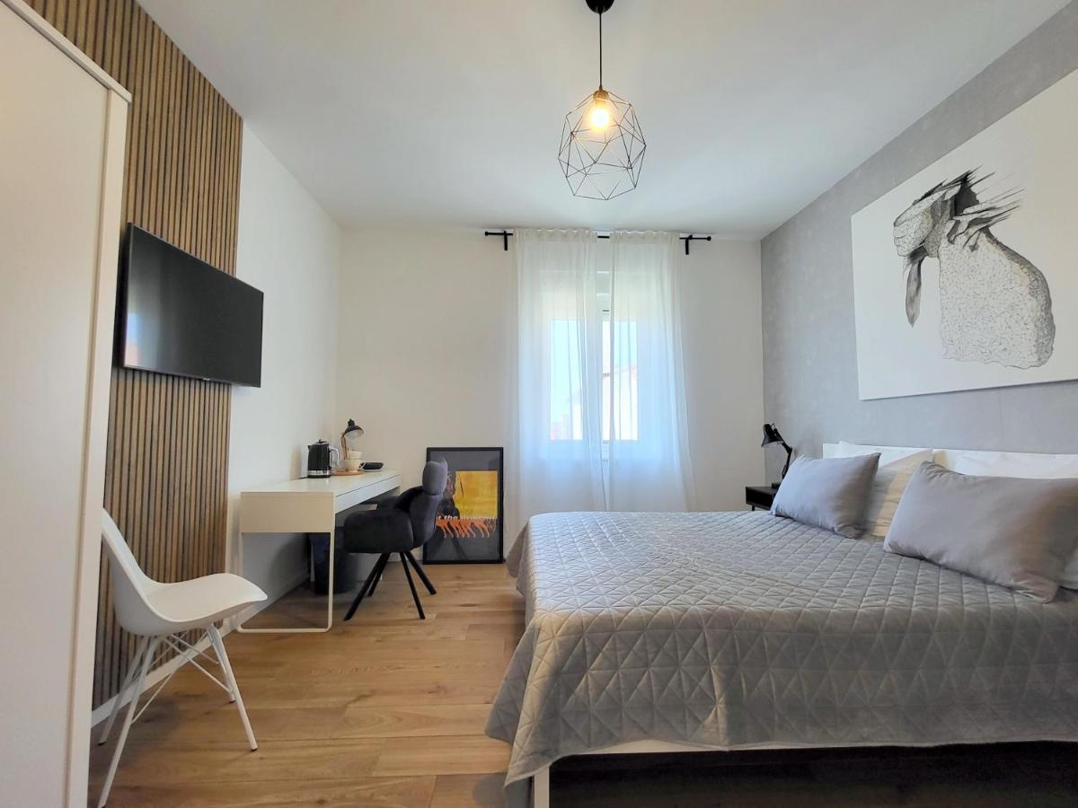 Central Rooms Šibenik Екстериор снимка
