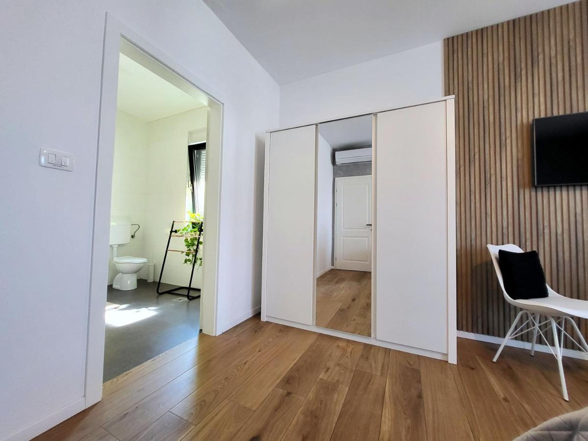 Central Rooms Šibenik Екстериор снимка